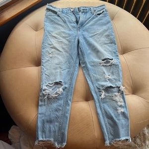 Abercrombie Annie girlfriend jeans 2 short